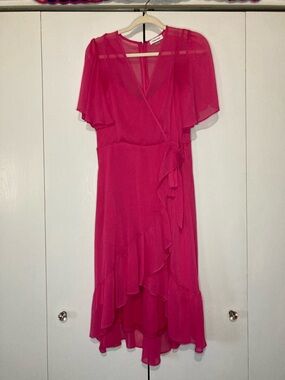 Calvin Klein Size 6 Faux Wrap  Sheer Flutter Sleeved Dress Ruffle Flounce Hem